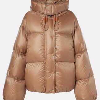 vente en gros de produits de luxe Moncler Cape et veste en duvet convertible Borey en beige